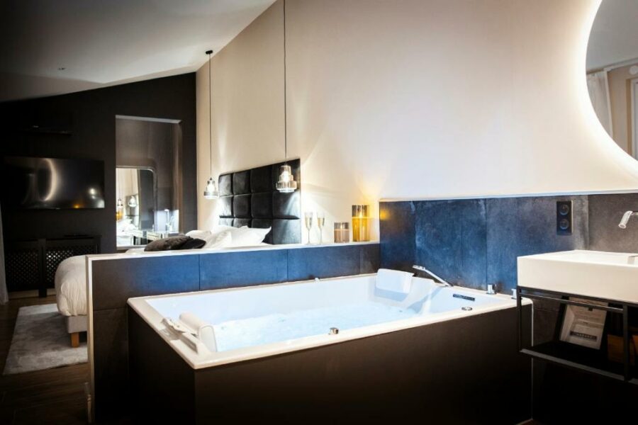 Hédoné Suite de luxe et Spa privatif